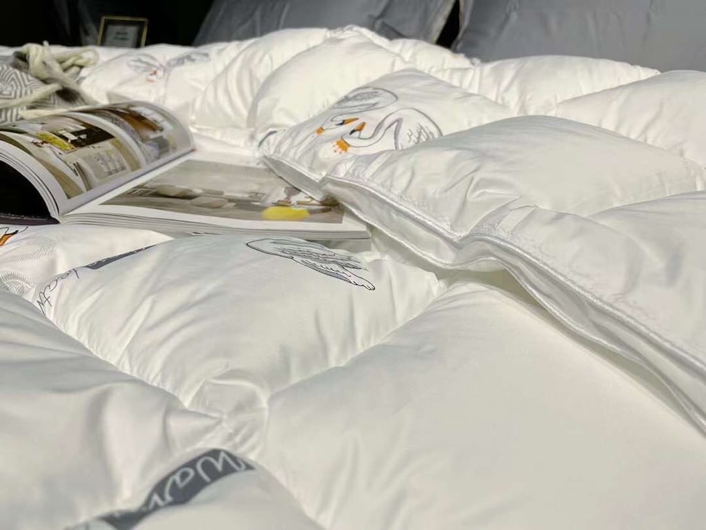 Chăn lông vũ thật 100% dòng Hilton