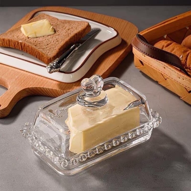 Khay thủy tinh kèm nắp đựng bơ, bánh trái, hoa quả...
