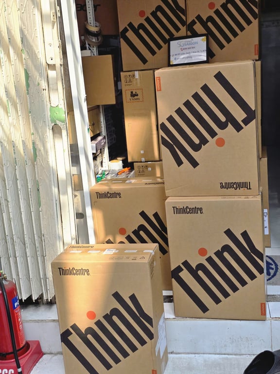 PC Lenovo ThinkCentre Neo 50s Gen 5 12XD002FVA