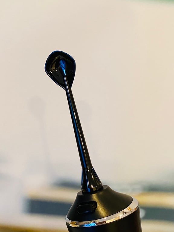 MÁY TĂM NƯỚC CẦM TAY DOZZI