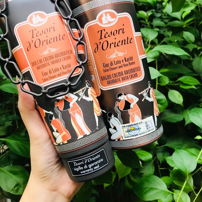 Sữa tắm Tesori D’Oriente hương nước hoa 500ml