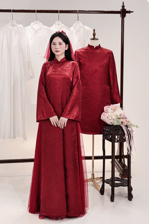 Áo dài dâu gấm (quạt - chim)