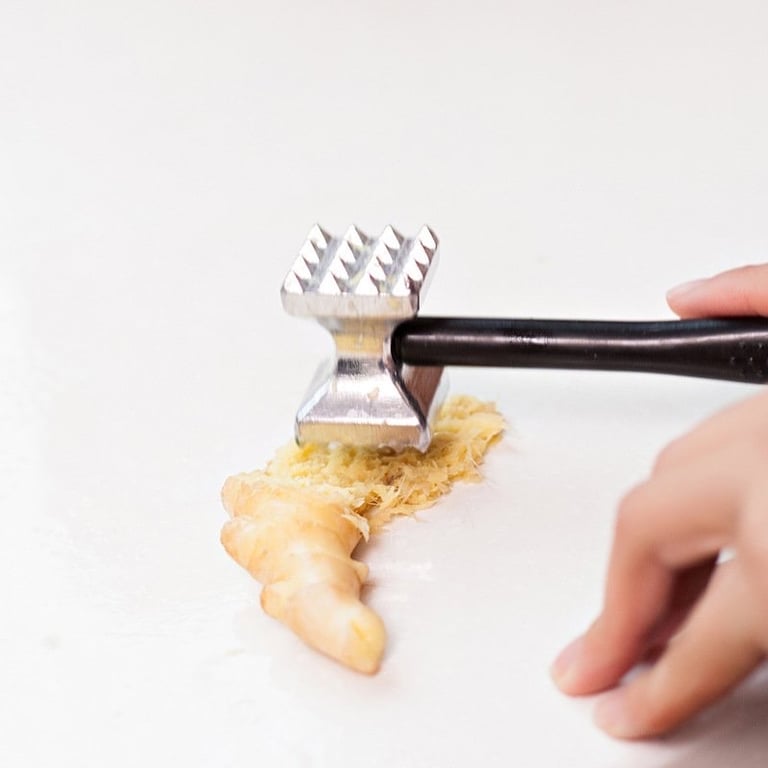 Búa dần thịt, hành tỏi đa năng