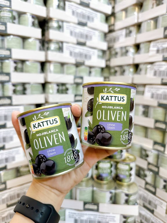 QUẢ OLIU ĐEN NGÂM ĐÓNG HỘP