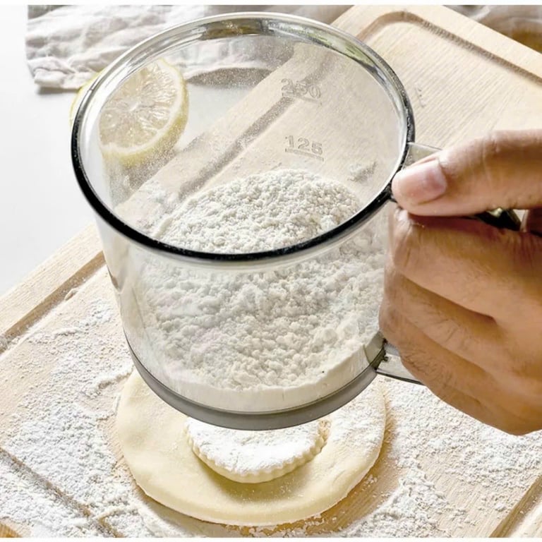 Ca Rây Bột Làm Bánh Bằng Nhựa Có Vạch Đo Lường