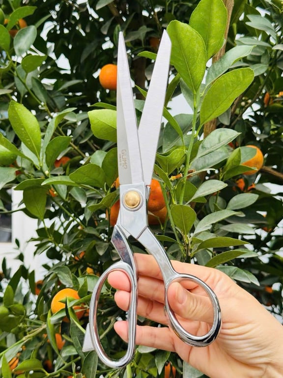 KÉO CẮT ĐA NĂNG GUME GMK26