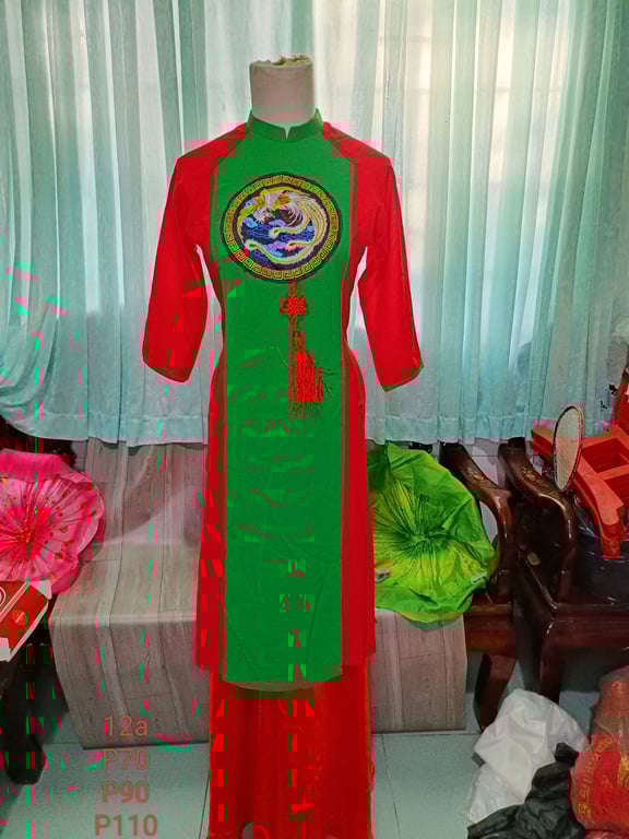 Áo dài cách tân xanh đỏ