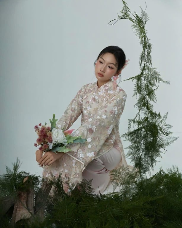 AD kim sa cúc chi - lót kem (có bigsize)