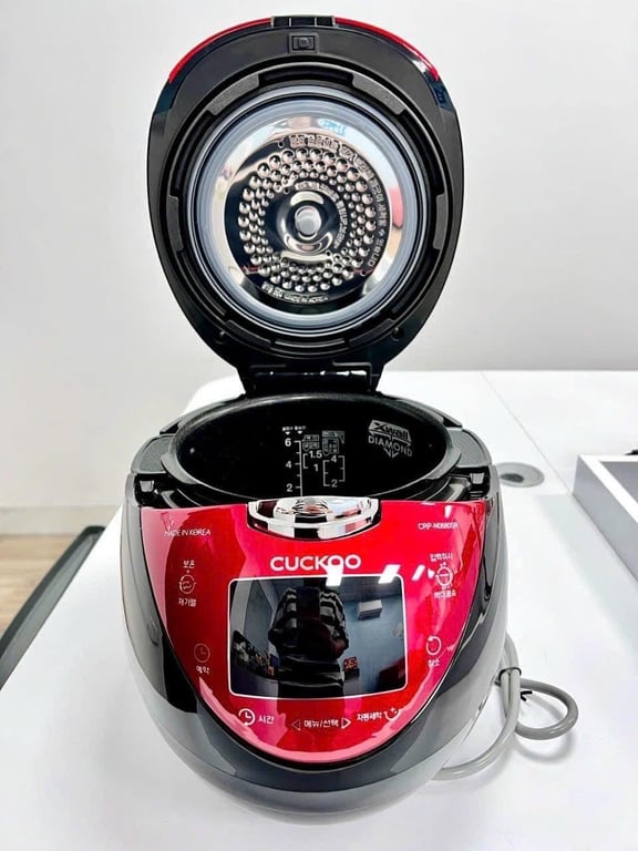 Nồi cơm Cuckoo CRP 0680 1.08L