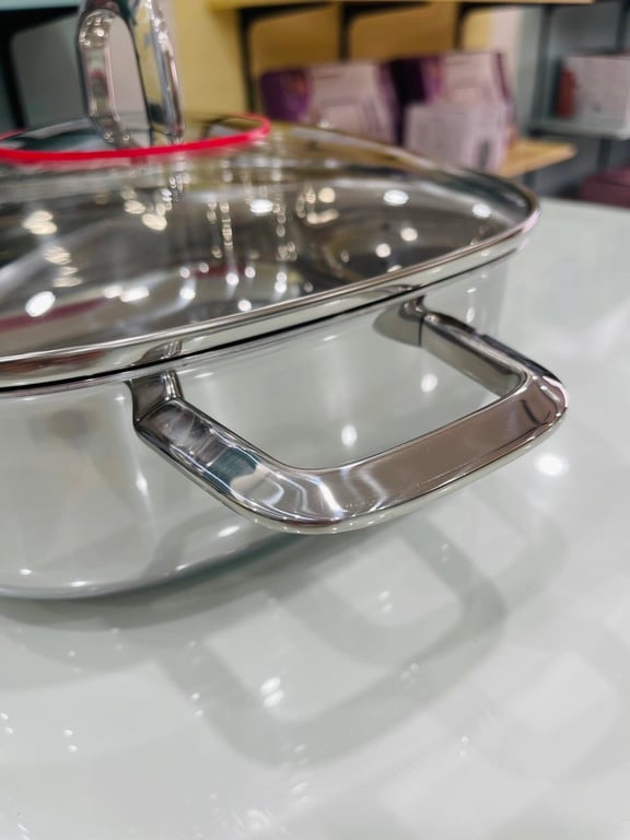 Nồi thành thấp size 24cm chockmen đúc liền khối.