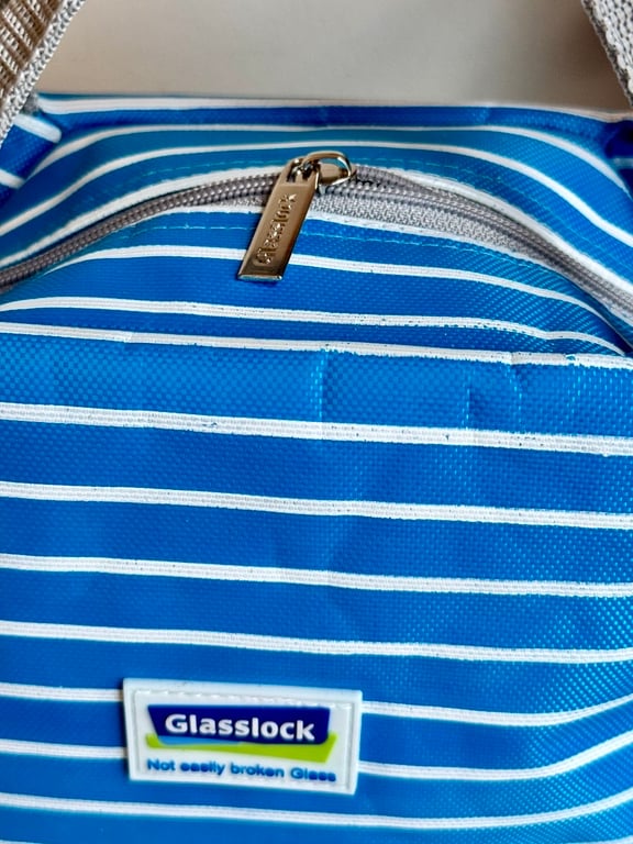 Bộ 2 Hộp cơm Hàn quốc Glasslock kèm túi giữ nhiệt (715ml Và 670ml chia ngăn) GL6771