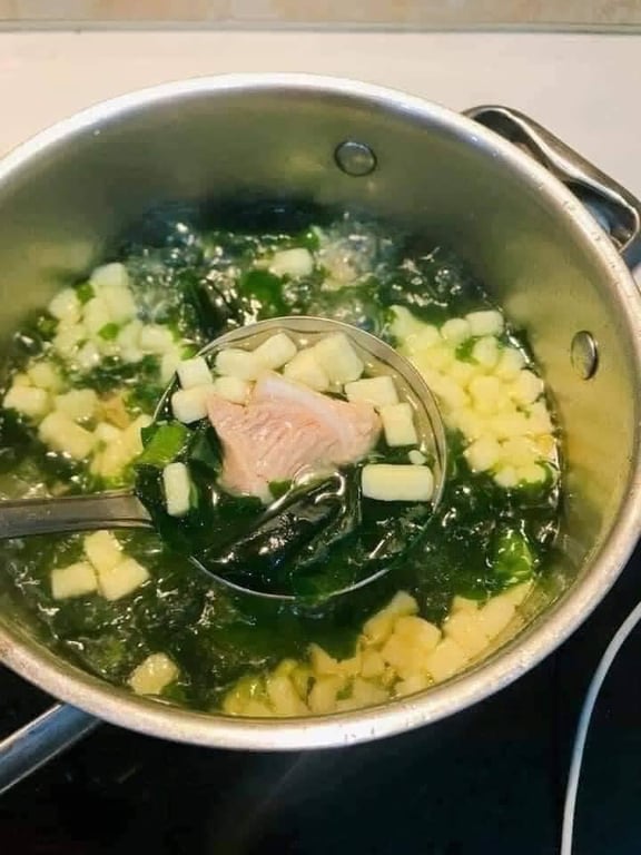 CANH MISO RONG BIỂN ĐẬU HŨ NHẬT BẢN 100G