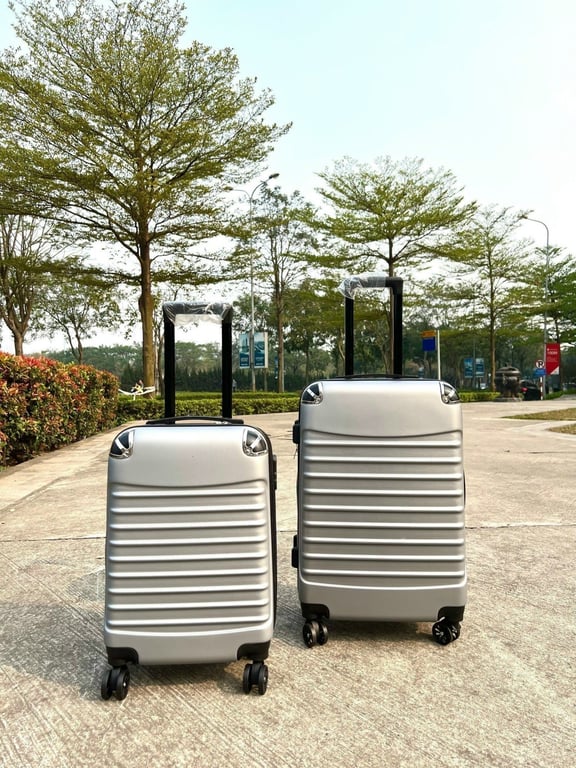 Combo Vali to đùng size 24inch và 1 vali size 20 inch