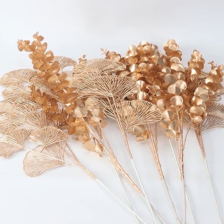 Cành táo vàng - rẻ quạt vàng