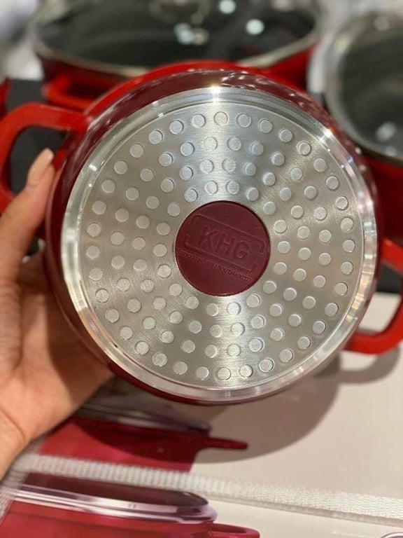 Bộ 4 nồi đúc nguyên khối tráng men gốm  hàng nhập Đức.