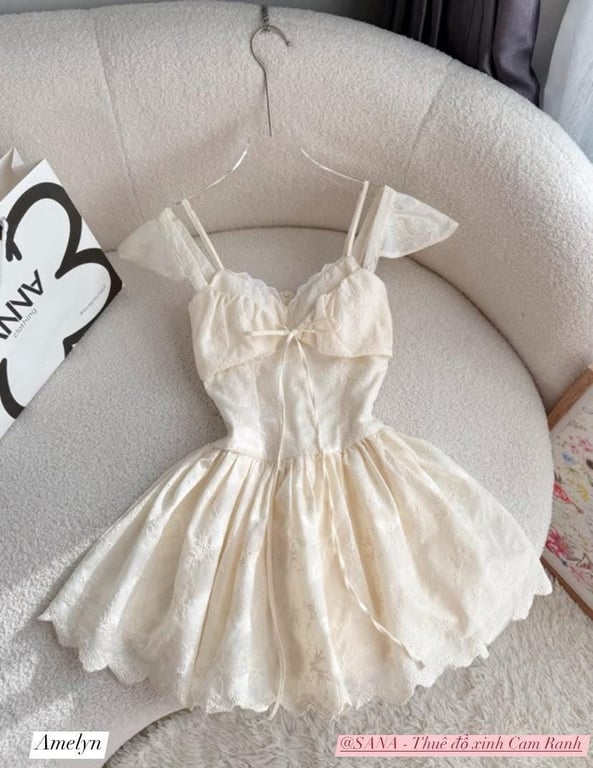 (Anna) - Amelyn Dress