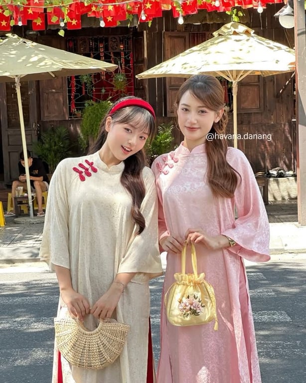 AD HVN Cơ Uyển - hồng