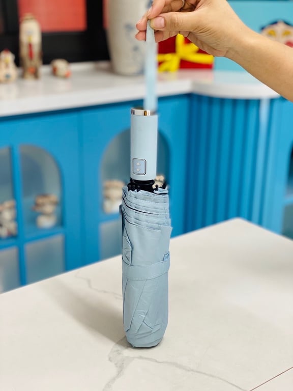 Em về được Ô tự động gập gọn