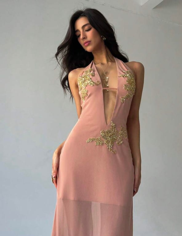 Đầm hồng kim sa hở cổ