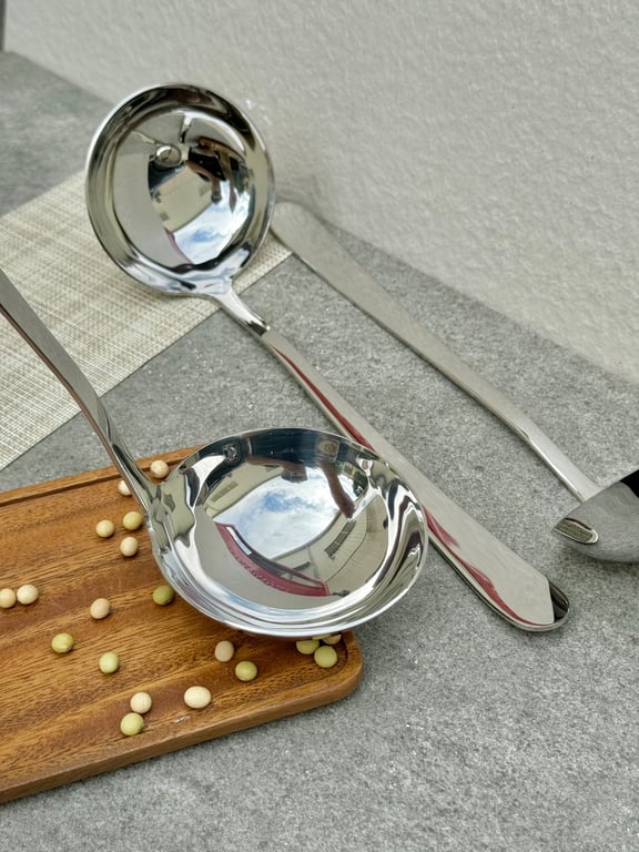 Muôi canh WMF cỡ trung- cỡ đại