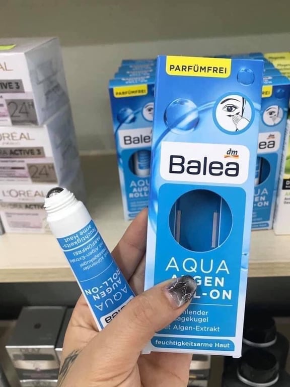 Lăn mắt Balea Aqua Augen Roll On chống thâm & săn chắc bọng mắt