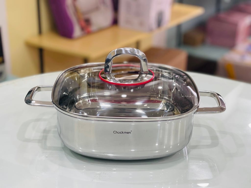 Nồi thành thấp size 24cm chockmen đúc liền khối.