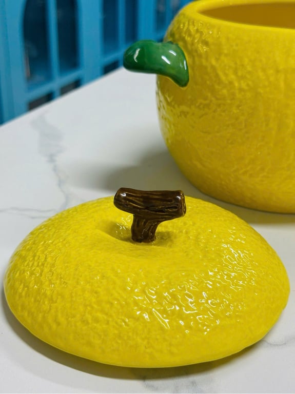 Em THỐ SỨ TRÁNG MEN VÀNG HÌNH QUẢ CAM 2.2L