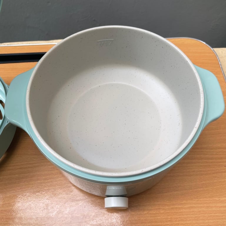 NỒI LẨU HẤP ĐIỆN ĐA NĂNG LOC&LOCK EJP156MIT 2L