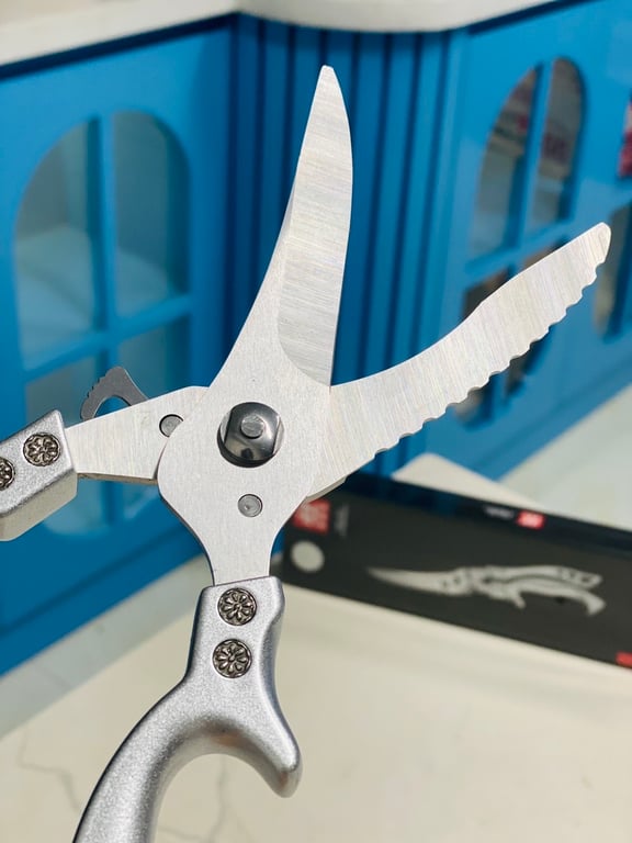 KÉO CẮT GÀ CAO CẤP Zwilling Đức