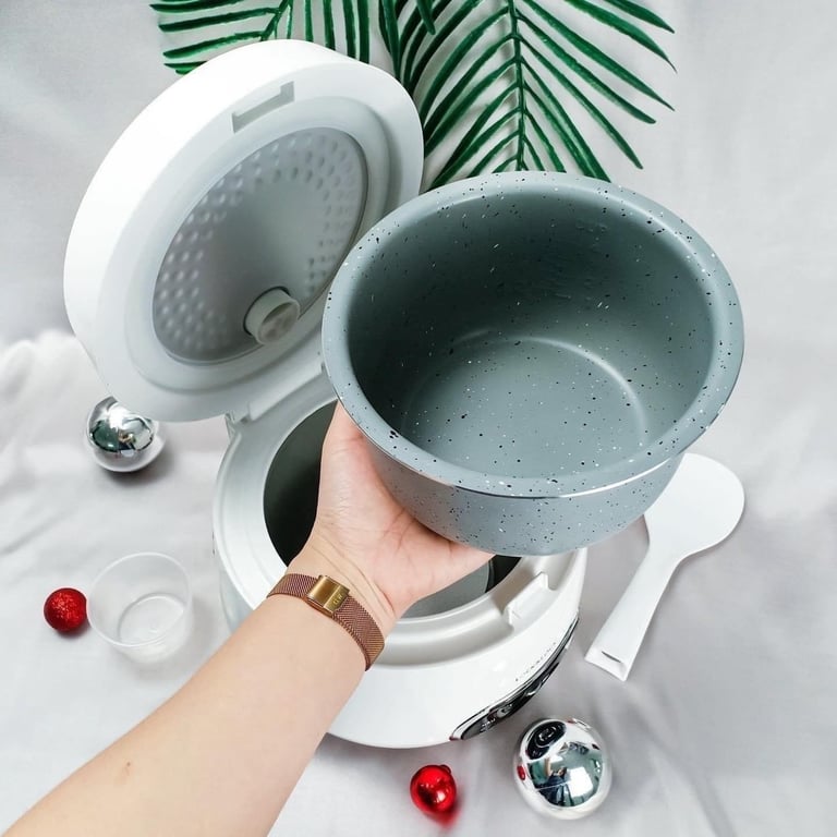 NỒI CƠM ĐIỆN MINI LOCK&LOCK-EJR426 0.8L