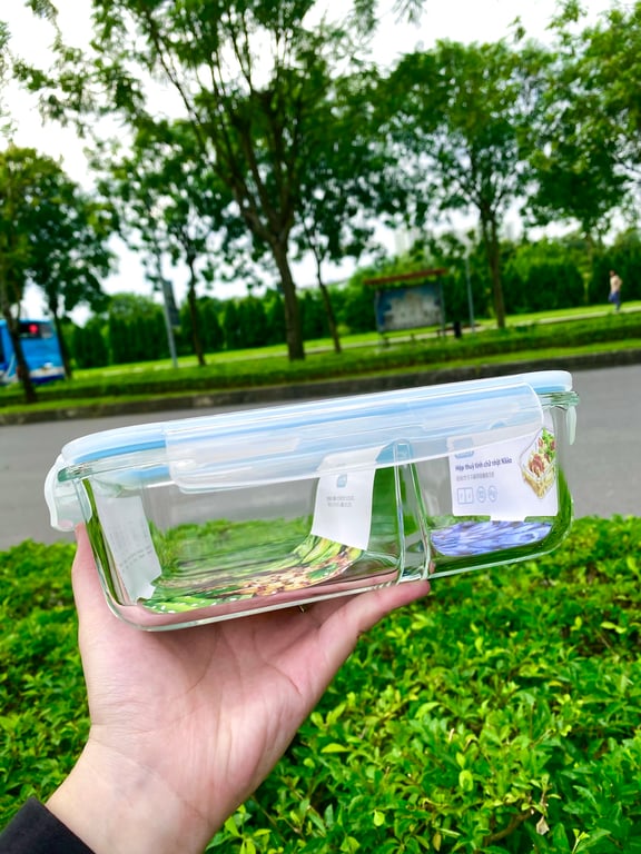 hộp thủy tinh 2 ngăn của Inochi 1500ml