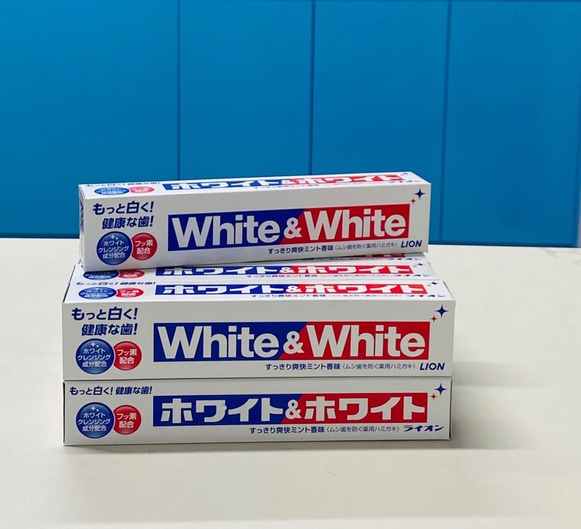 Kem đánh răng White & White Nhật Bản