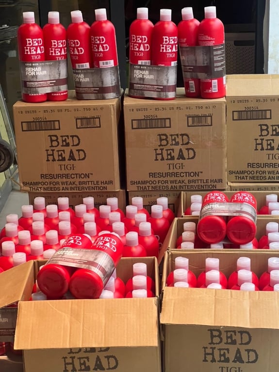 Cặp Dầu Gội TiGi Đỏ Phục Hồi Tóc Hư Tổn