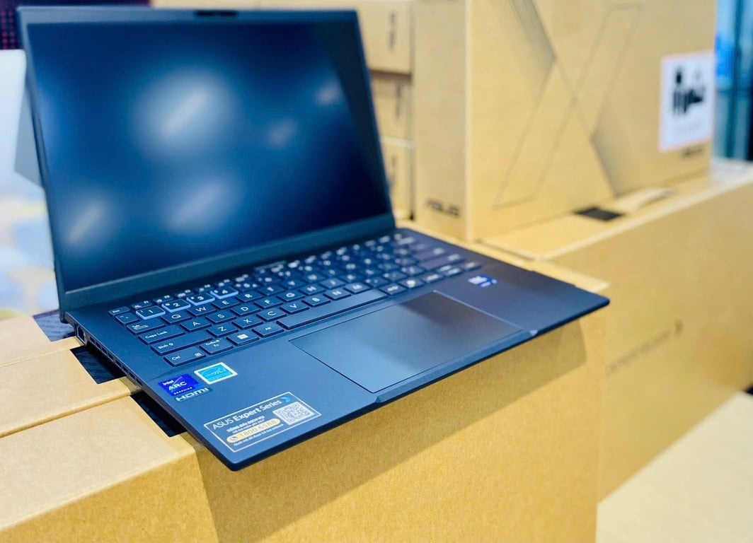 Laptop Asus ExpertBook B5 B5404CMA-Q70382X