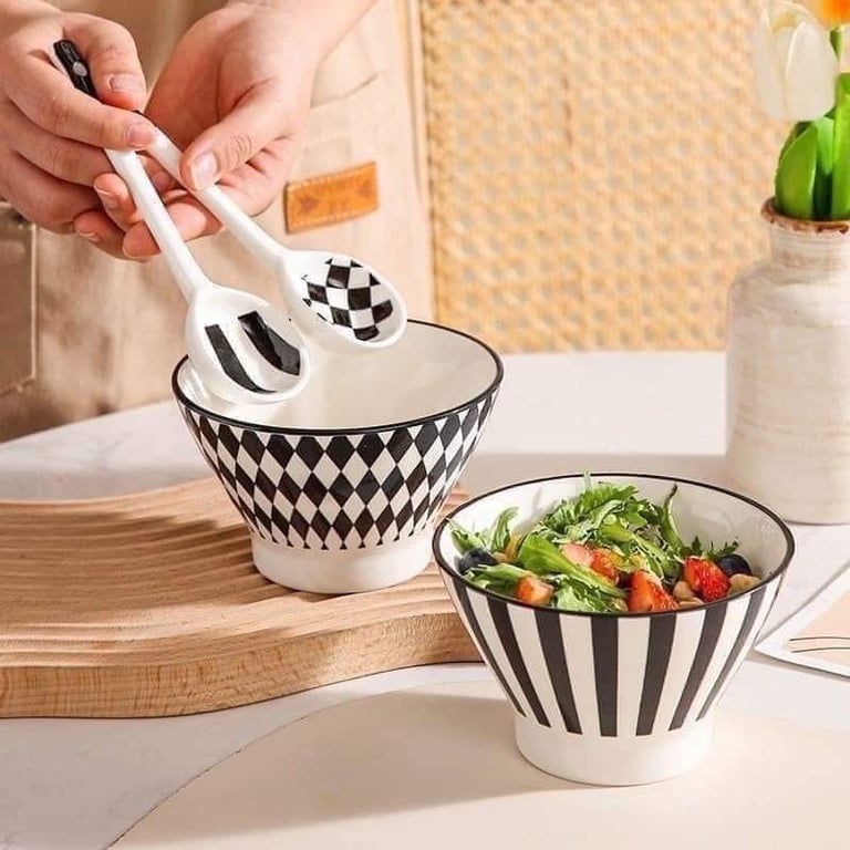 set 4 bát + 4 thìa sứ siêu đẹp