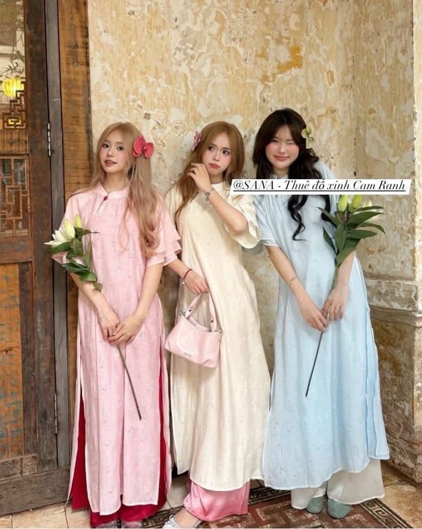 AD hoa nổi cúc bọc