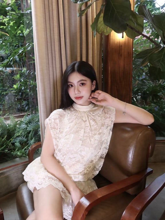 Đầm ren dáng bí