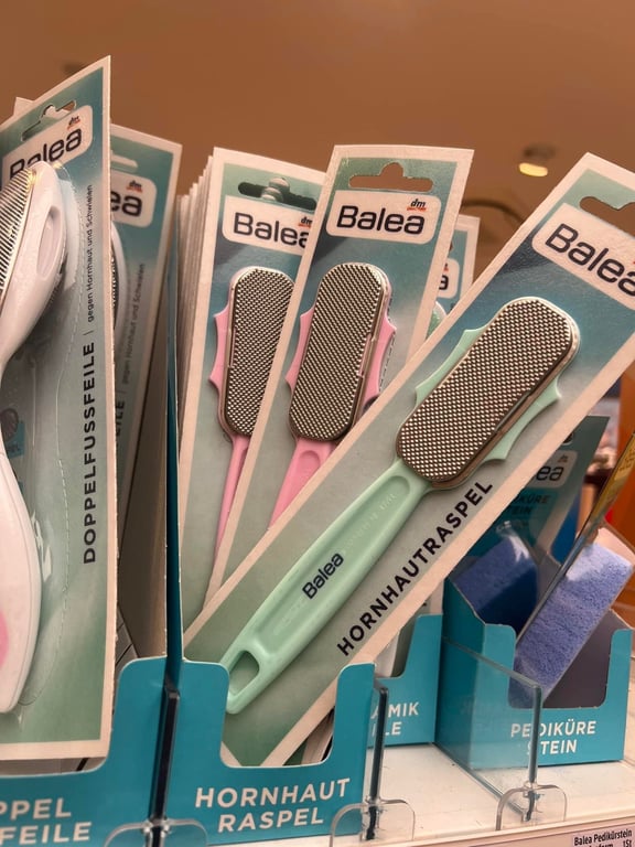 dụng cụ chà gót chân Balea