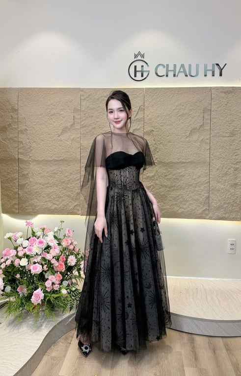 Váy voan đen dài đi tiệc Châu Hy