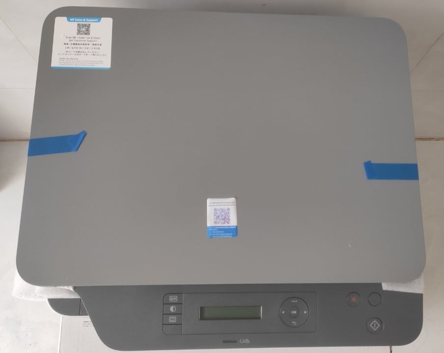 Máy In Laser Trắng Đen Đa Năng HP LaserJet 135w MFP Wi-Fi (4ZB83A)