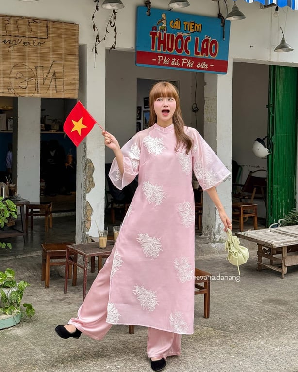 AD HVN Bỉ Ngạn - hồng