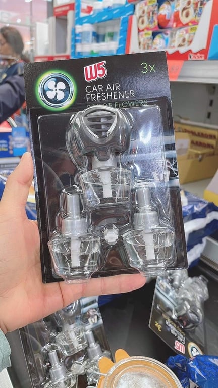 SET 03 NƯỚC HOA Ô TÔ HƯƠNG THƠM NƯỚC PHÁP