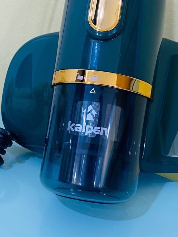 Máy Hút Bụi Diệt Khuẩn UV Thông Minh Kalpen VKC-3901