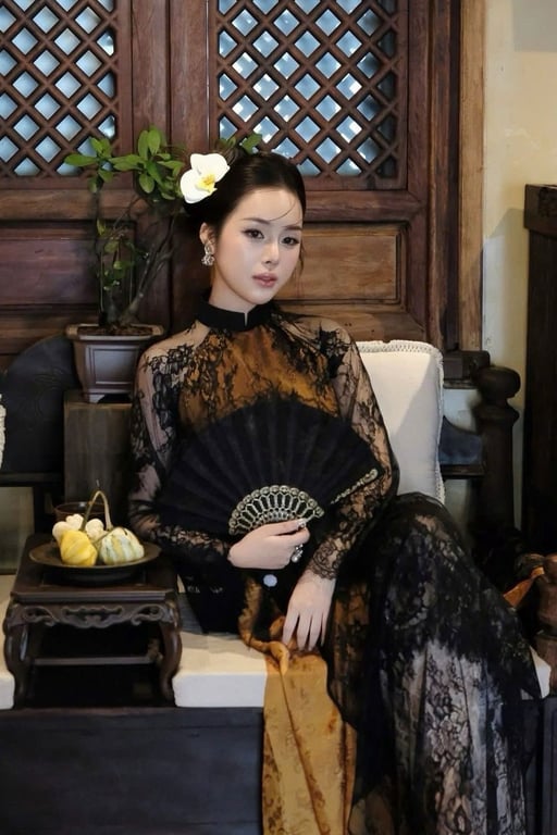 AD ren đen lót lụa vàng S/M