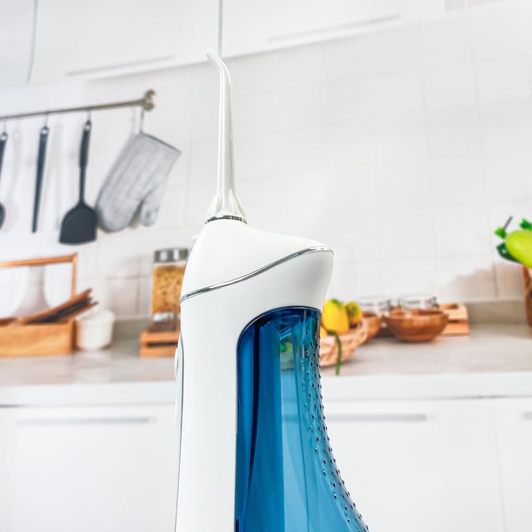 Tăm Nước Lock&Lock Không Dây Irrigator ENR156BLU⚡️