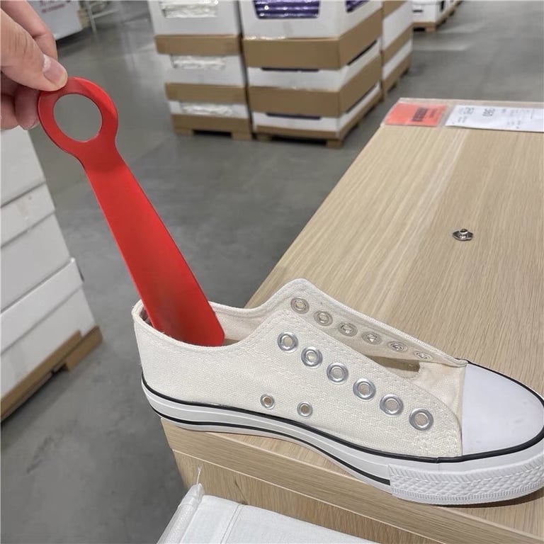 ĐÓN GÓT GIÀY CẦM TAY SNOSKYFFEL IKEA