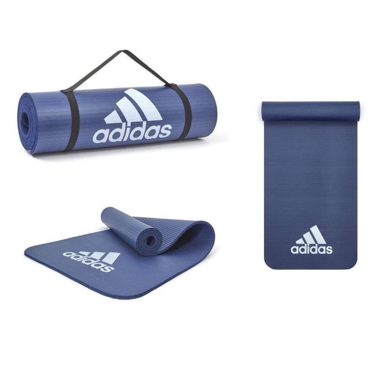 thảm tập Adidas siêu sịn xò