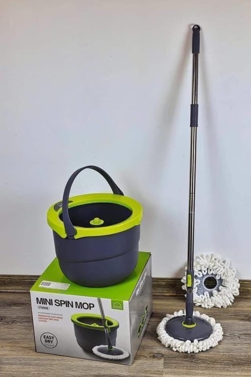 CÂY LAU NHÀ MINI LOCK&LOCK ETM498