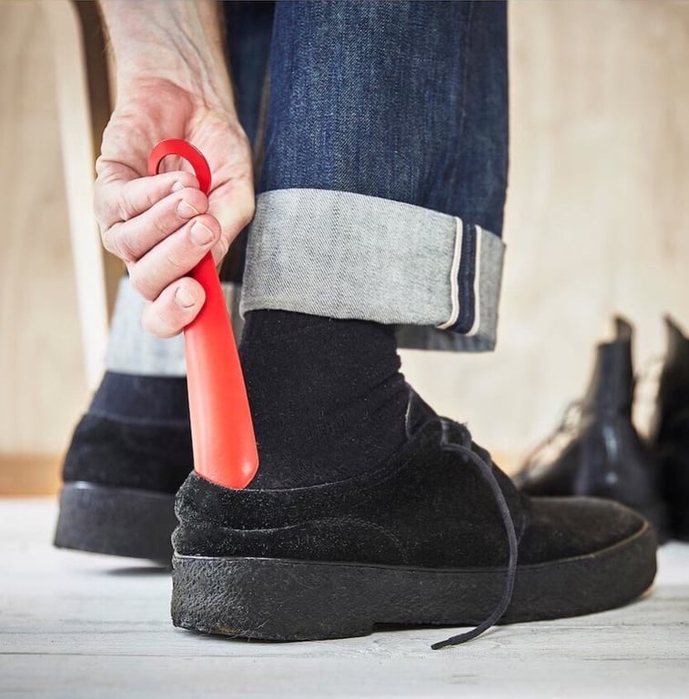 ĐÓN GÓT GIÀY CẦM TAY SNOSKYFFEL IKEA