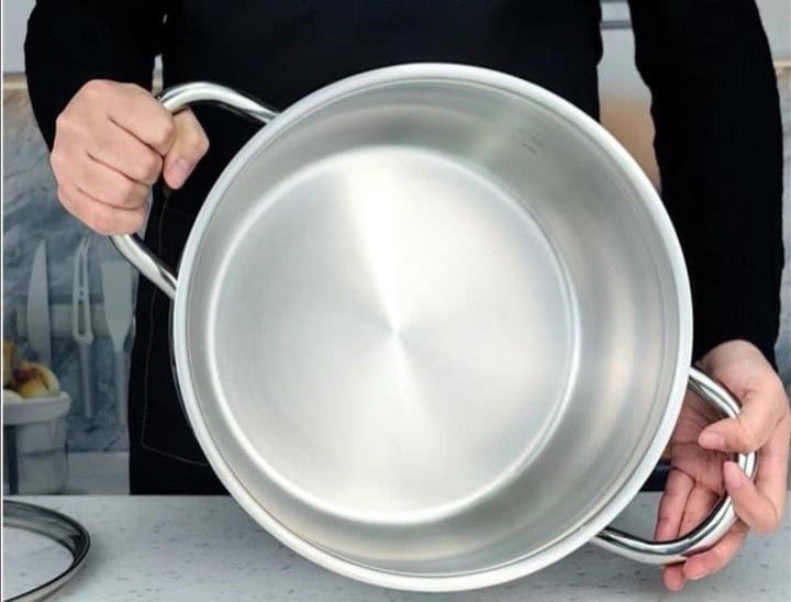 NỒI LUỘC GÀ CHOCKMEN 8L SIZE 26CM